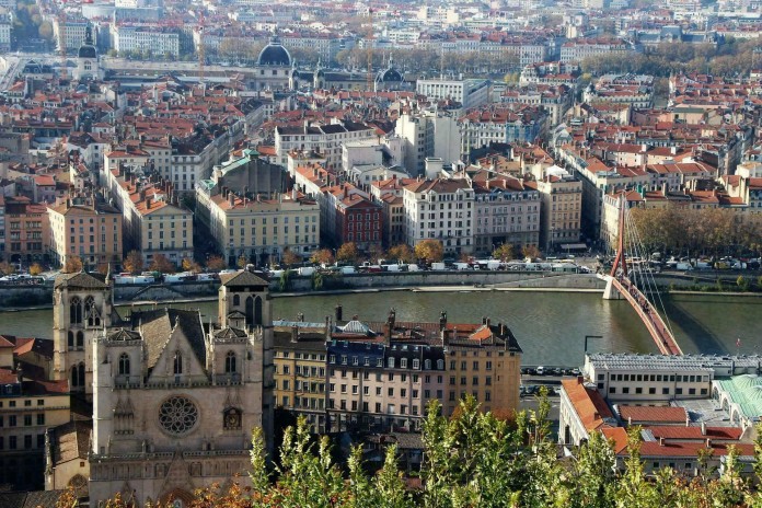 Où faire des rencontres entre libertin.es près de Lyon ?